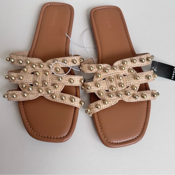 Torrid Pearl H Band Slide Beige Size 12 WW - Picture 2 of 3